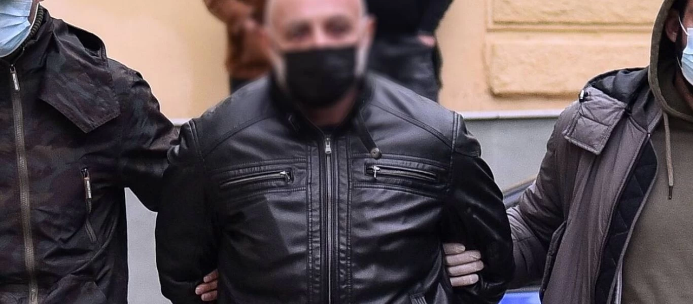 Έγκλημα στη Γλυφάδα: Αμετανόητος ο 51χρονος - «Λυπάμαι που δεν το έκανα νωρίτερα»